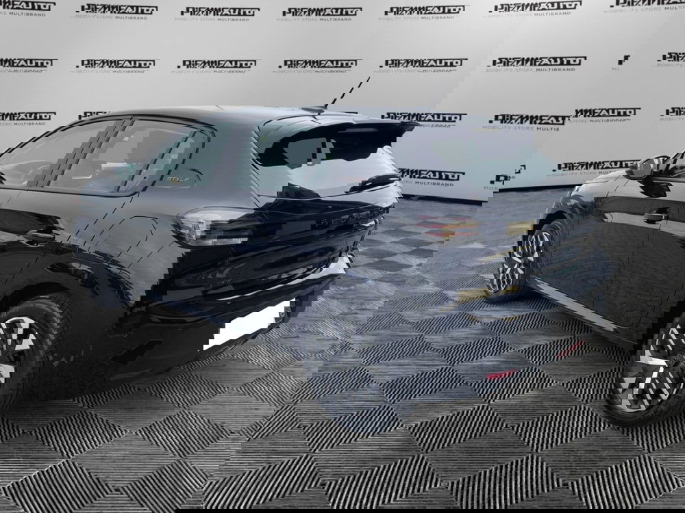 Peugeot 208 nuova a Parma (3)