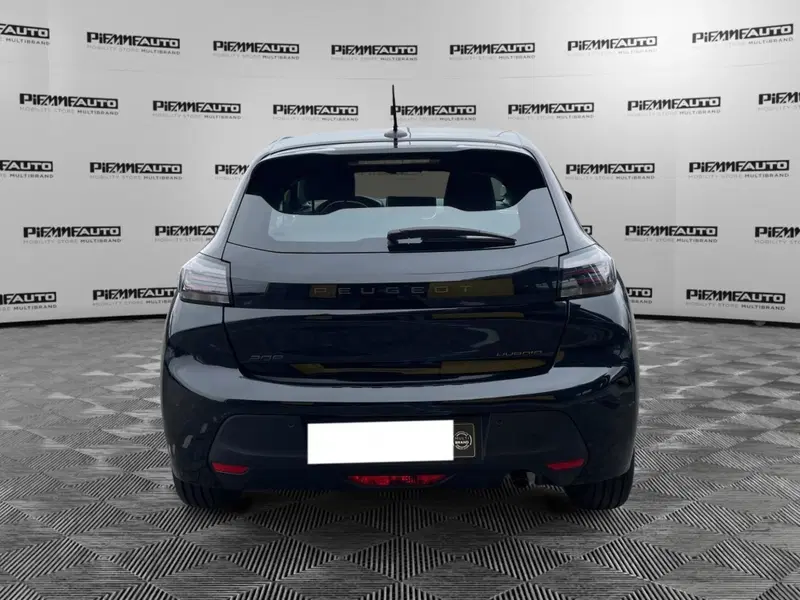 Peugeot 208 nuova a Parma (4)