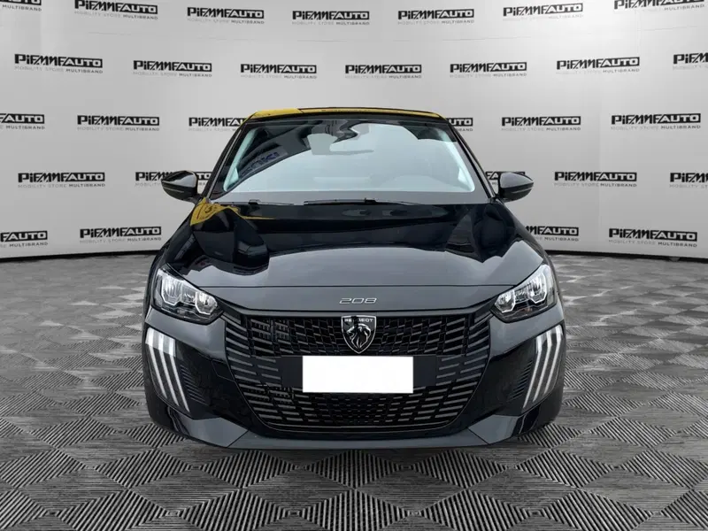 Peugeot 208 nuova a Parma (5)
