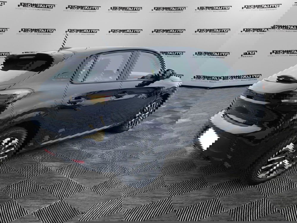 Peugeot 208 nuova a Parma (6)