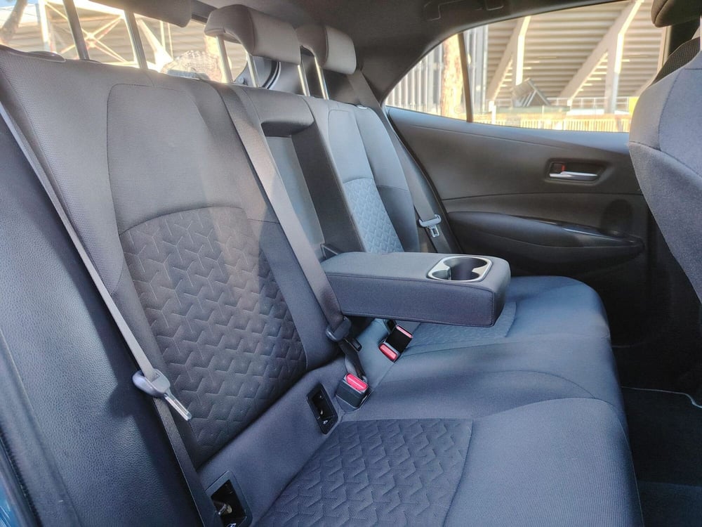 Toyota Corolla usata a Massa-Carrara (14)