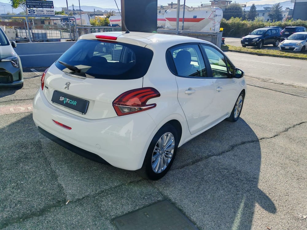 Peugeot 208 usata a Arezzo (7)