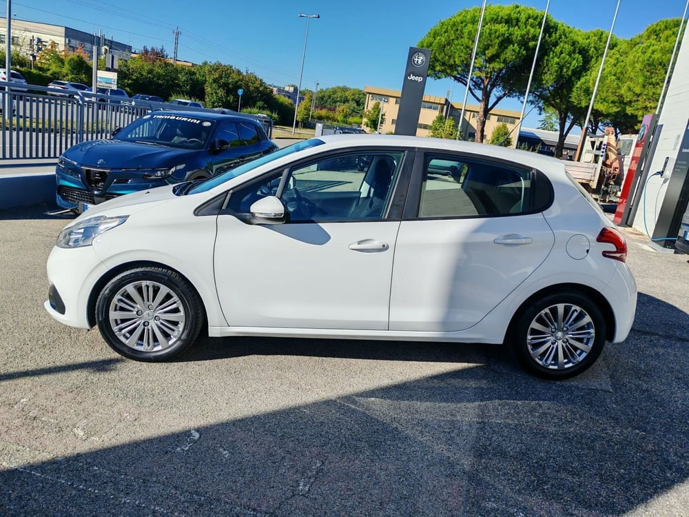 Peugeot 208 usata a Arezzo (8)