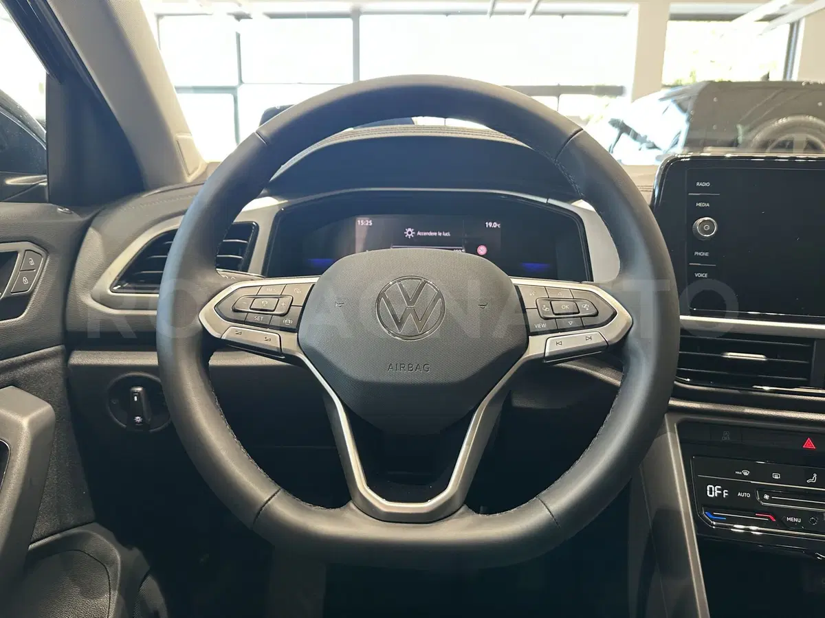 Volkswagen T-Roc nuova a Forlì-Cesena (12)