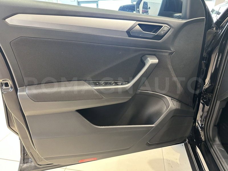 Volkswagen T-Roc nuova a Forlì-Cesena (13)