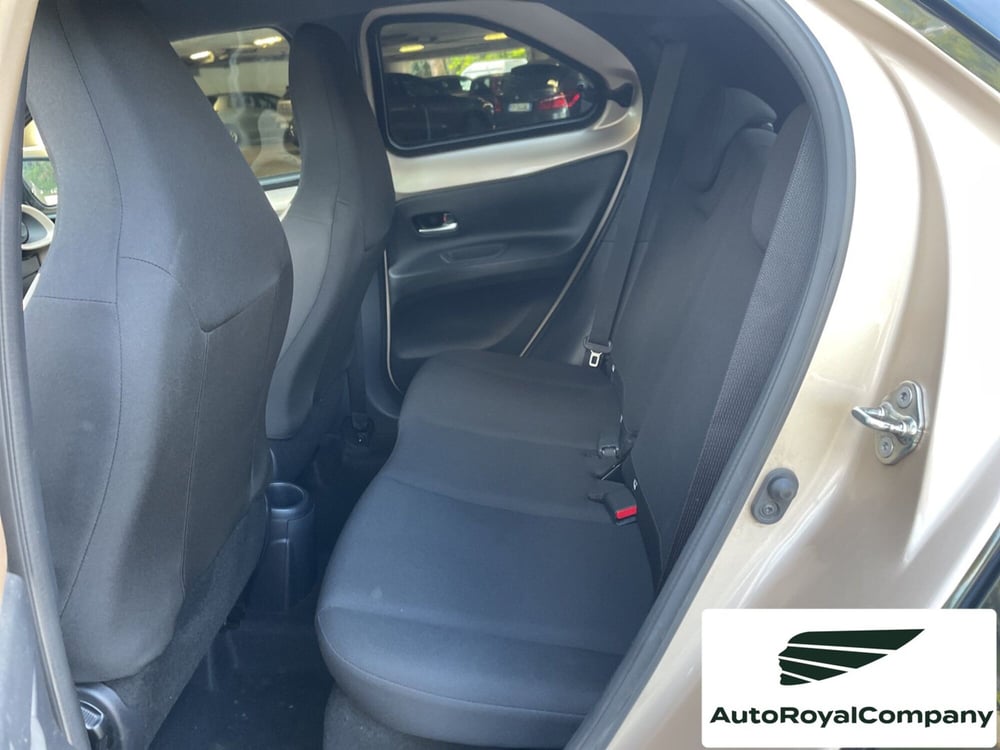 Toyota Aygo X usata a Roma (11)
