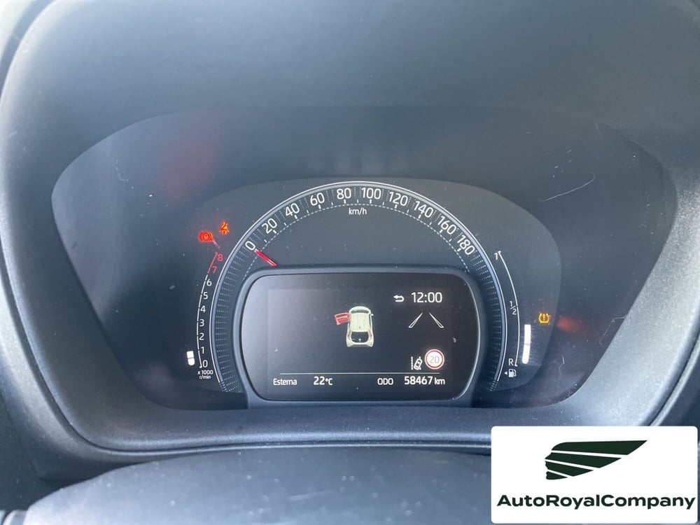 Toyota Aygo X usata a Roma (15)