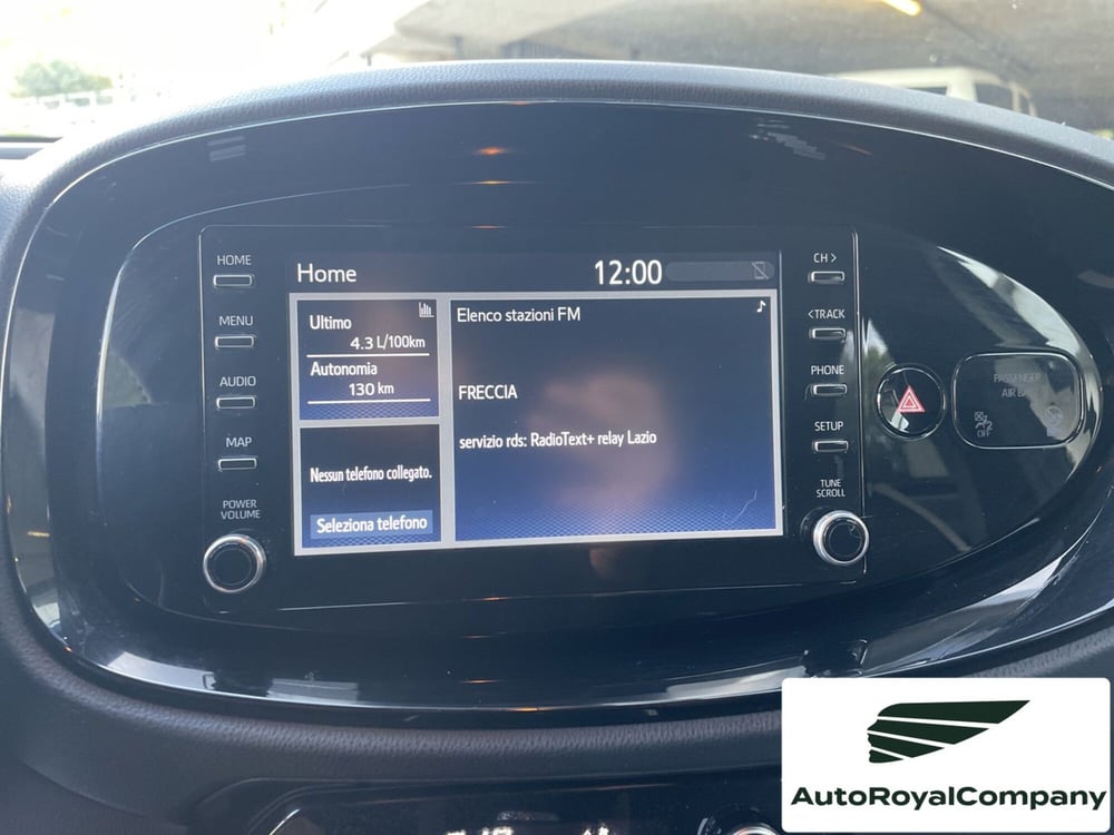Toyota Aygo X usata a Roma (16)