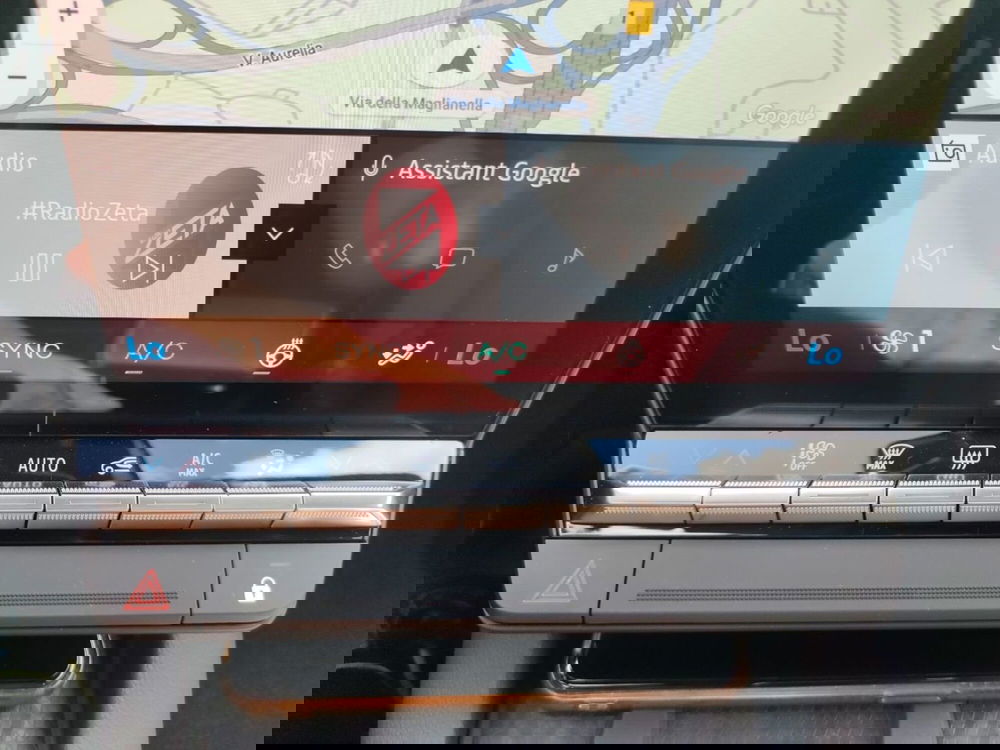 Renault Megane E-Tech Electric nuova a Latina (17)