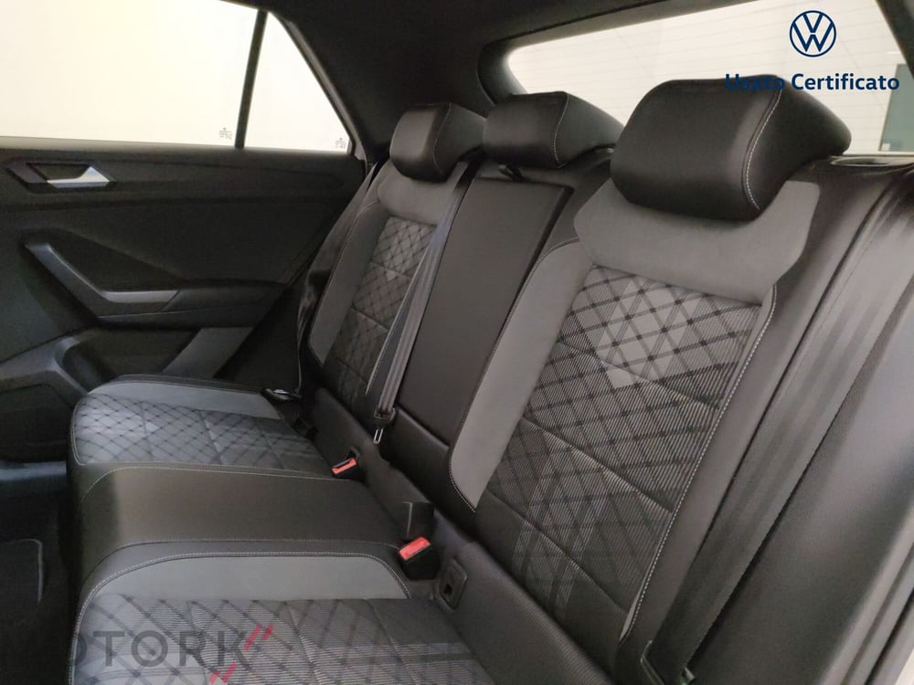Volkswagen T-Roc usata a Varese (11)