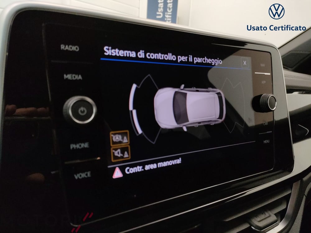 Volkswagen T-Roc usata a Varese (17)