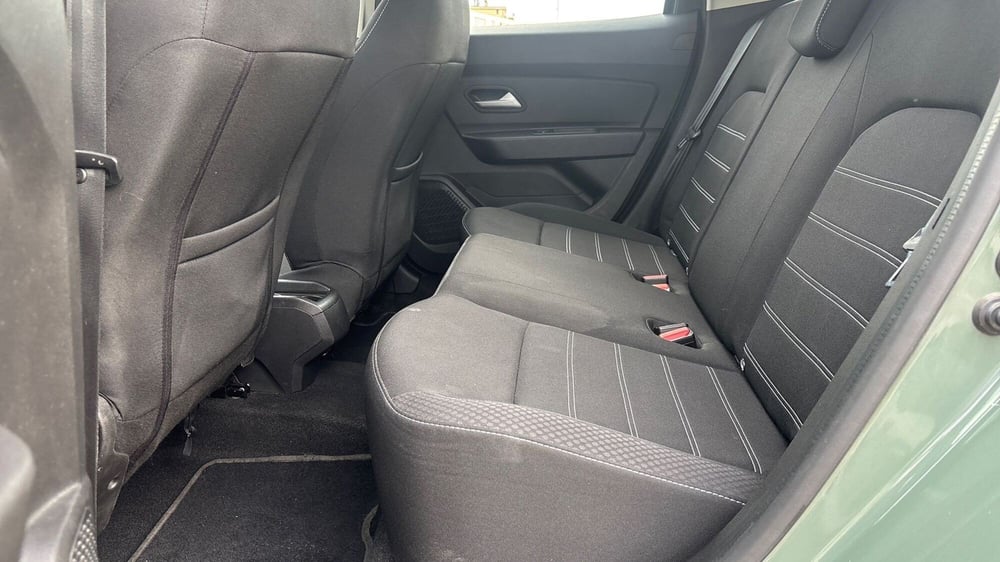 Dacia Duster usata a Padova (15)