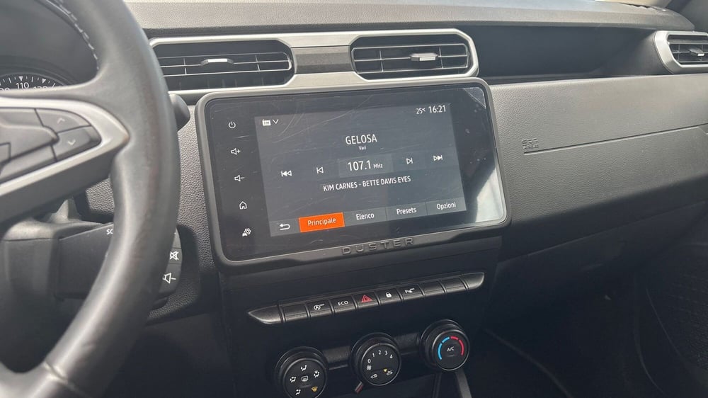 Dacia Duster usata a Padova (6)