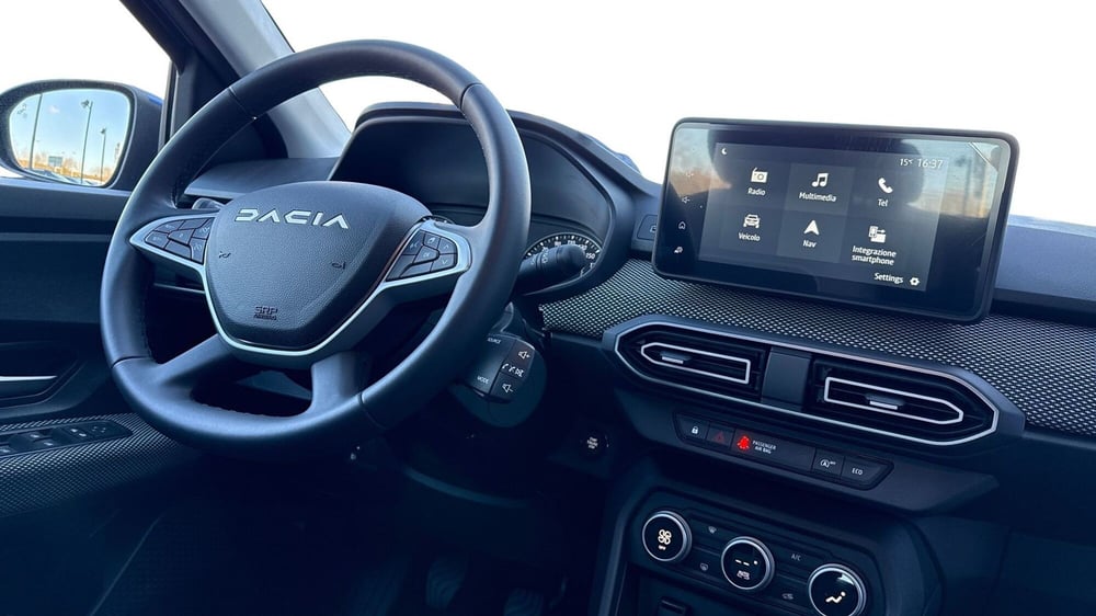 Dacia Sandero nuova a Padova (8)