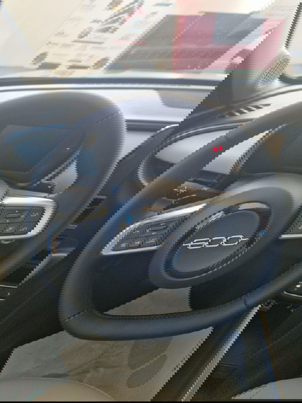 Fiat 600 nuova a Terni (11)