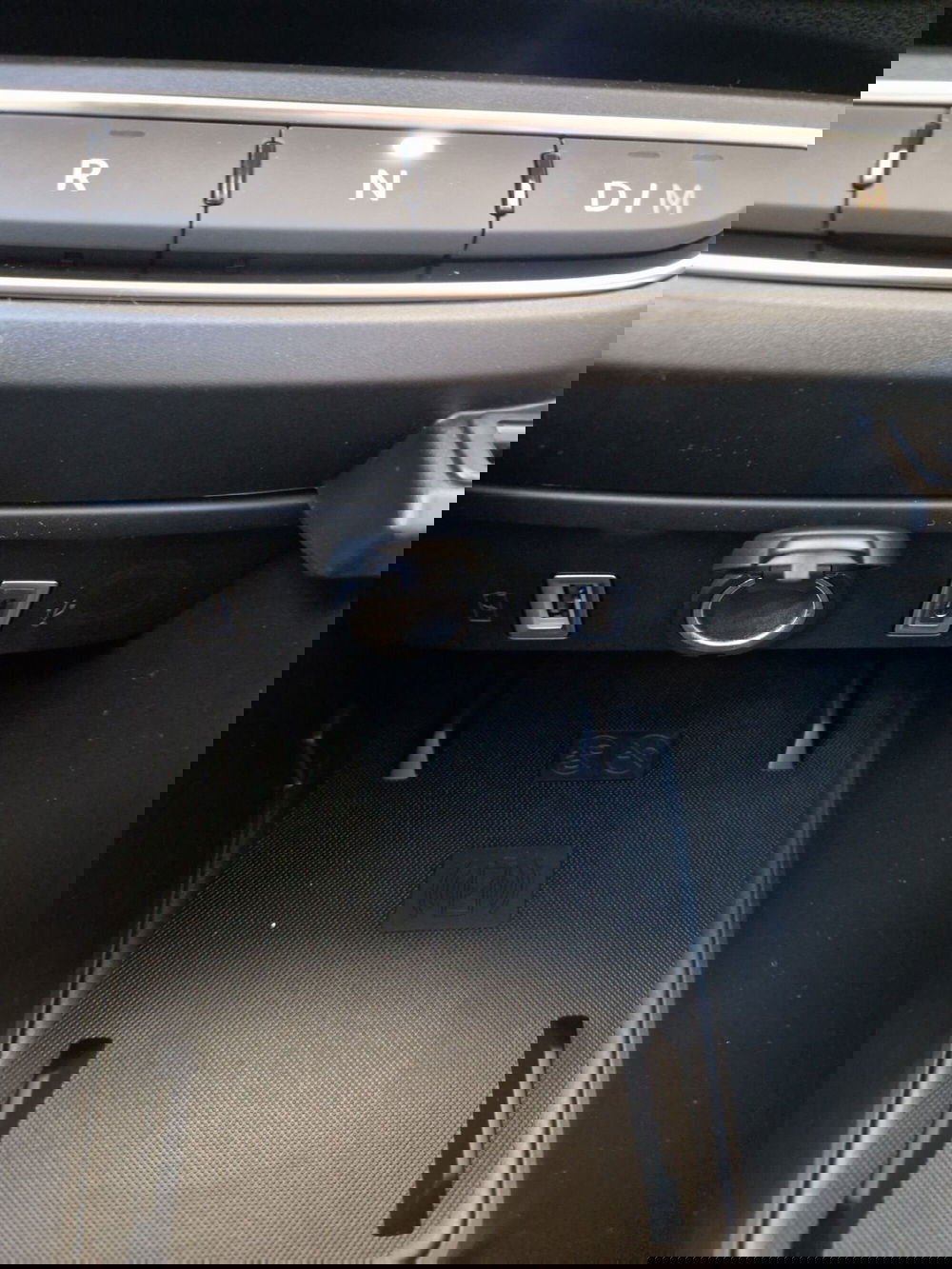 Fiat 600 nuova a Terni (13)