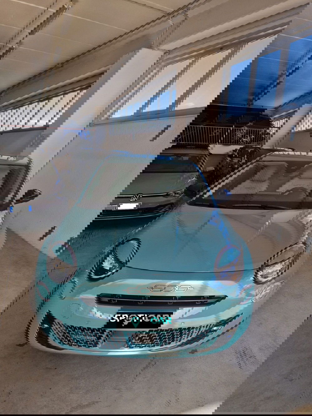 Fiat 600 nuova a Terni (2)