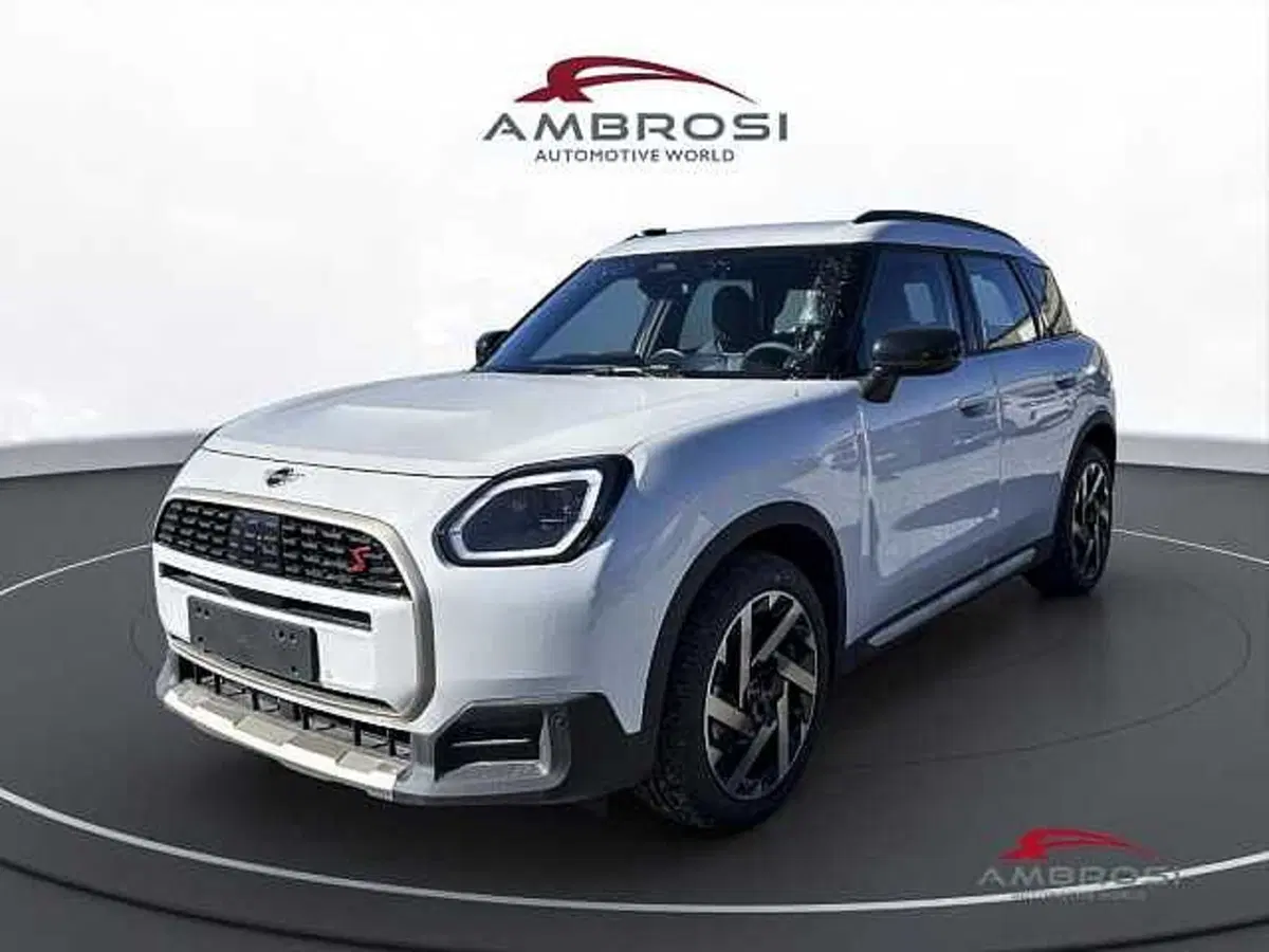 MINI Mini Countryman nuova a Viterbo