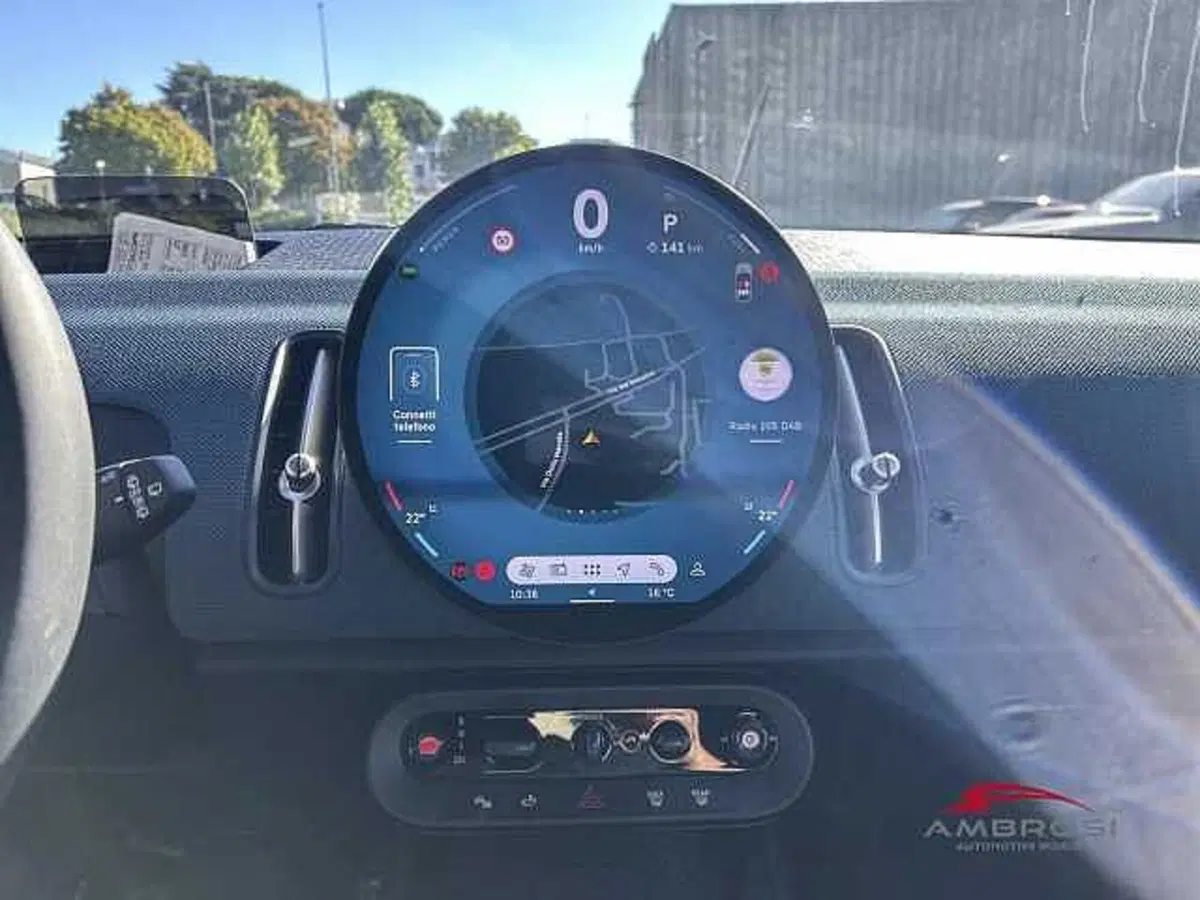 MINI Mini Countryman nuova a Viterbo (12)