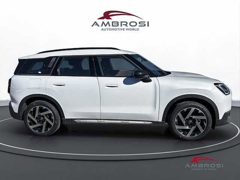 MINI Mini Countryman nuova a Viterbo (3)