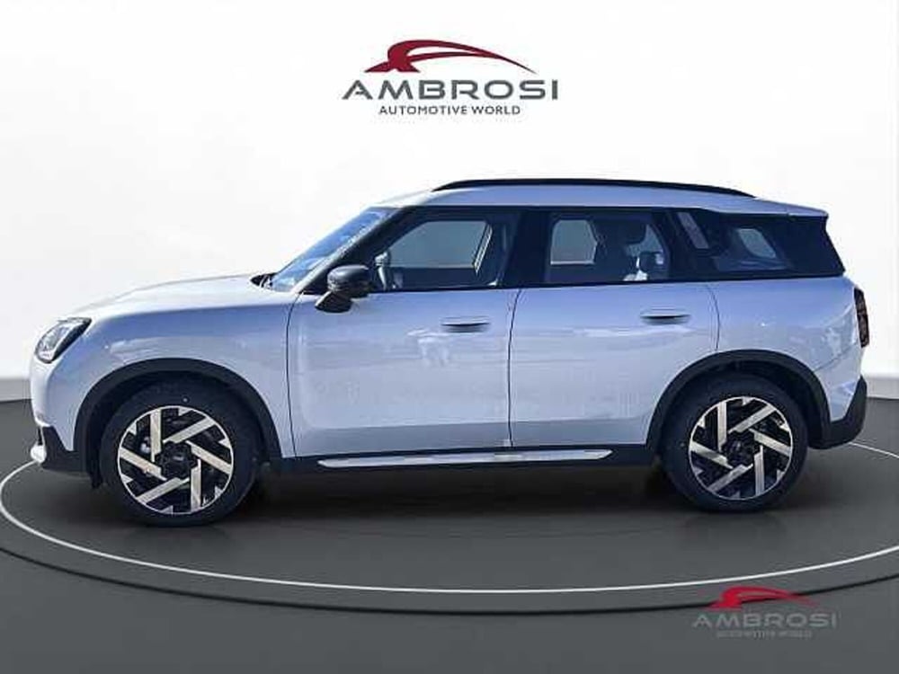 MINI Mini Countryman nuova a Viterbo (4)