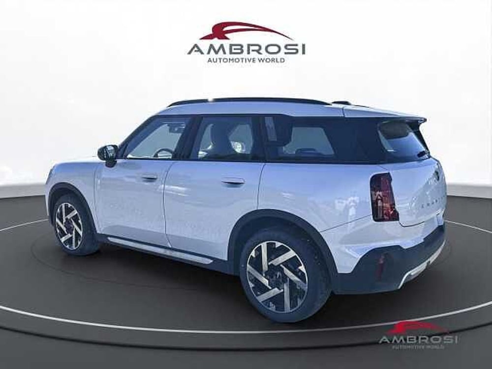 MINI Mini Countryman nuova a Viterbo (5)