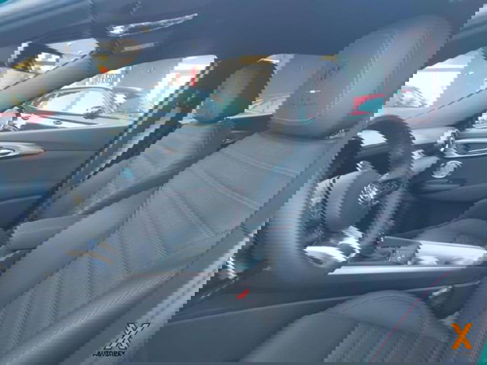 Alfa Romeo Tonale nuova a Varese (14)