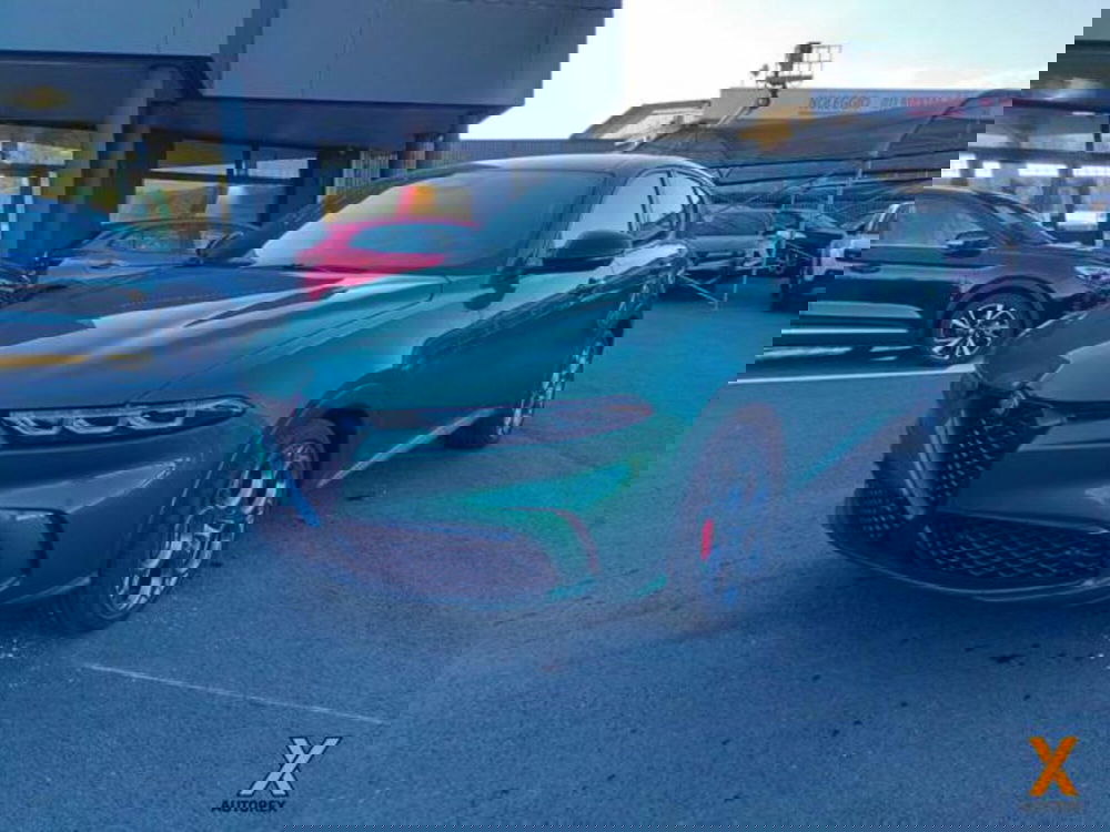 Alfa Romeo Tonale nuova a Varese (3)