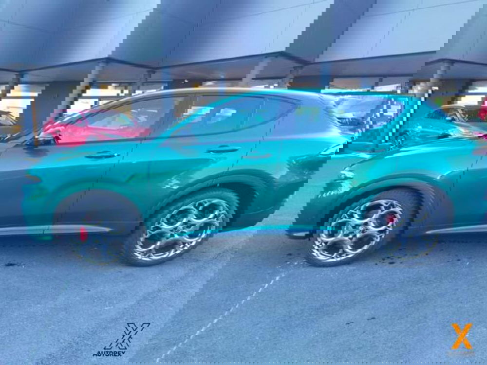 Alfa Romeo Tonale nuova a Varese (5)