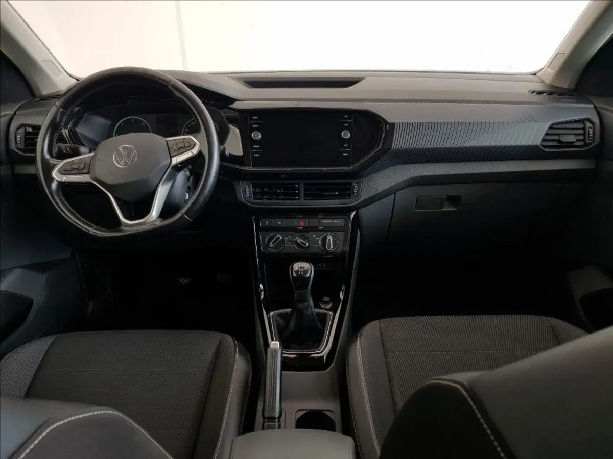 Volkswagen T-Cross usata a Lucca (13)