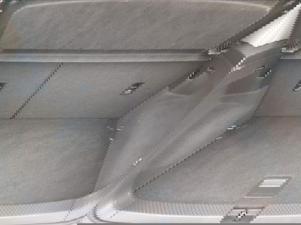 Volkswagen T-Cross usata a Lucca (15)