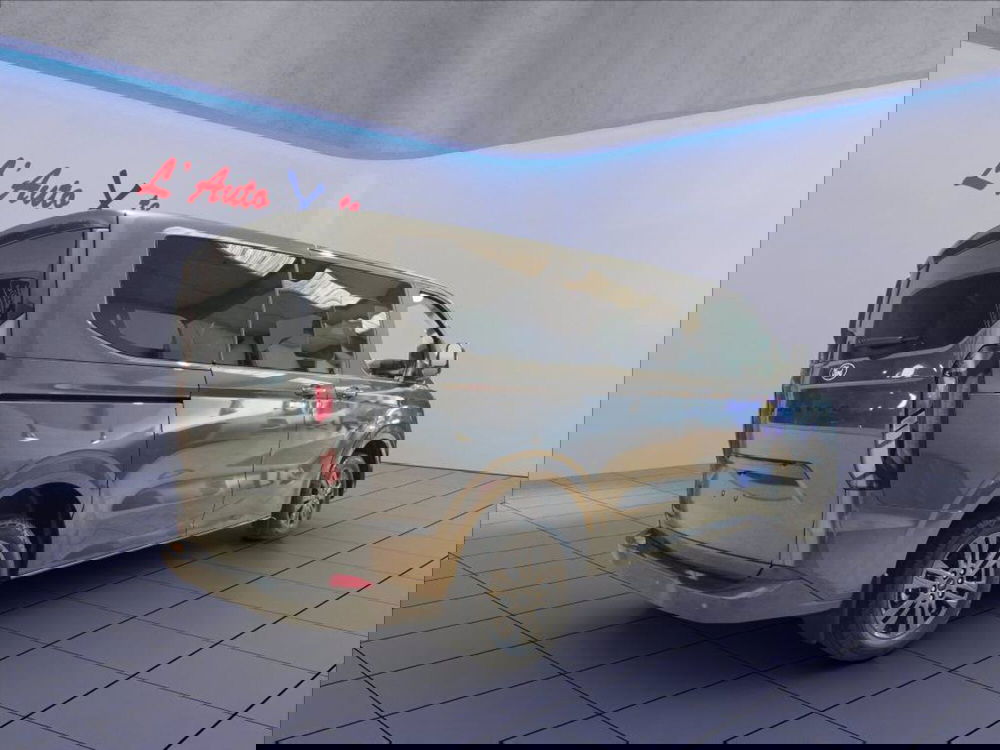 Ford Tourneo Custom nuova a Milano (6)