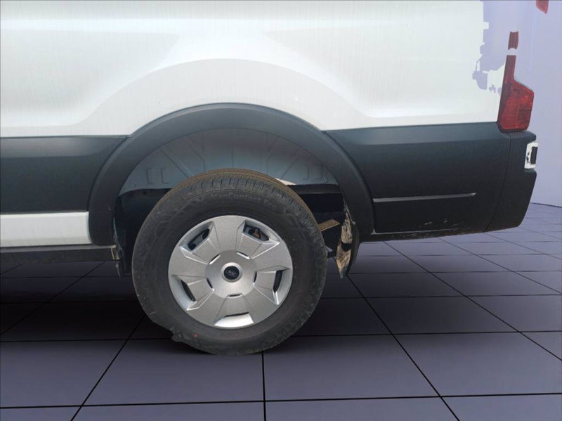 Ford Transit Furgone nuova a Milano (10)