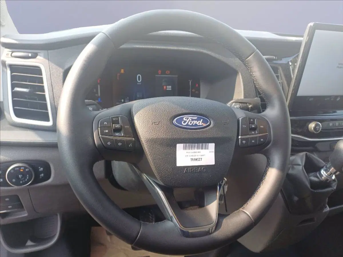 Ford Transit Furgone nuova a Milano (11)
