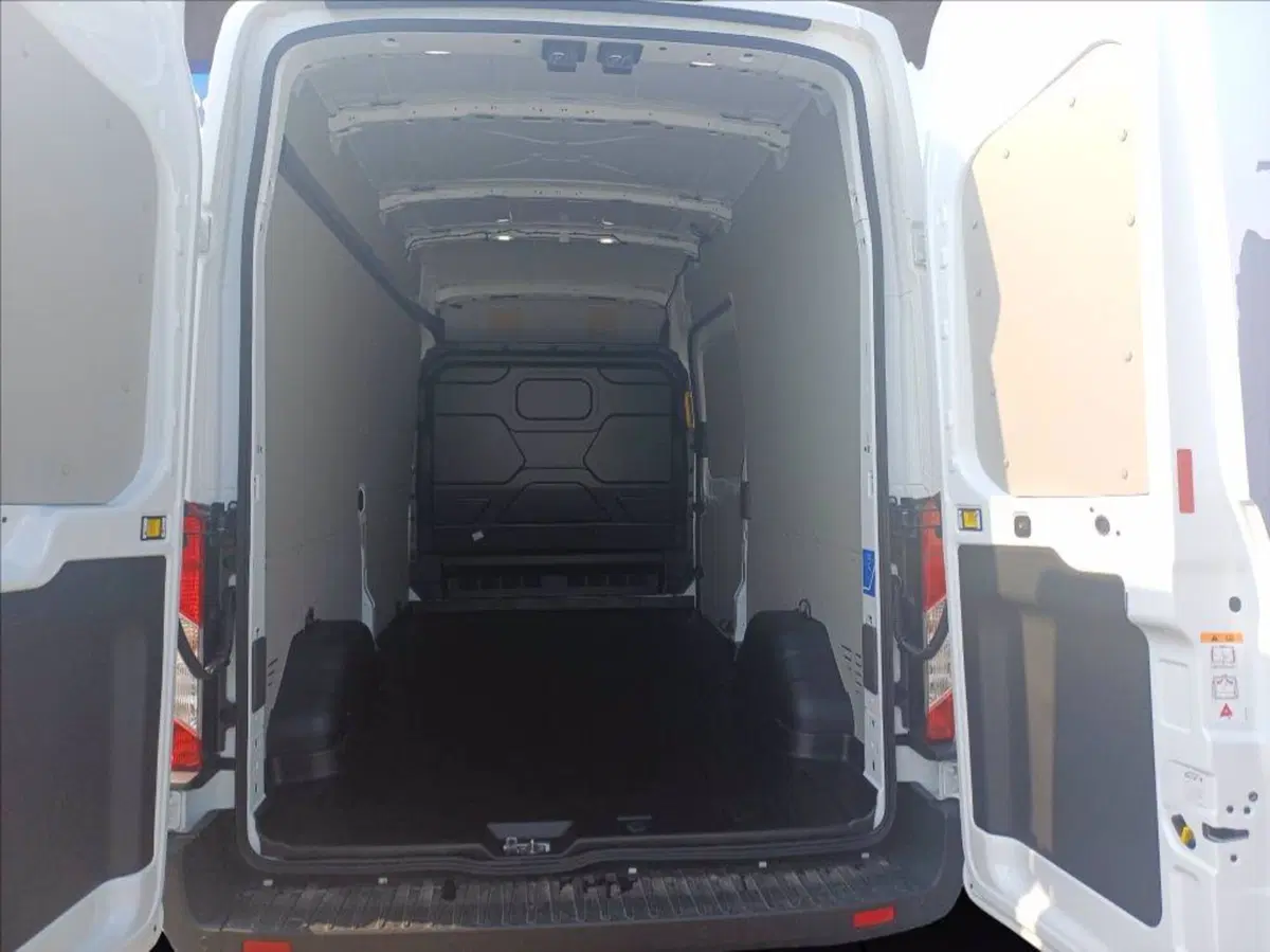 Ford Transit Furgone nuova a Milano (16)