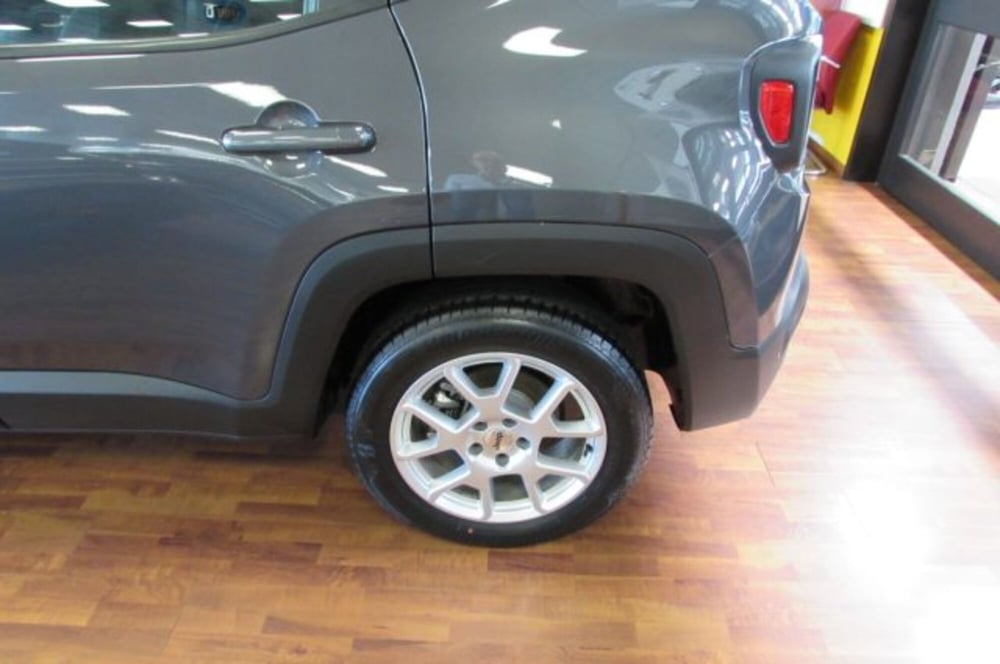 Jeep Renegade usata a Milano (13)