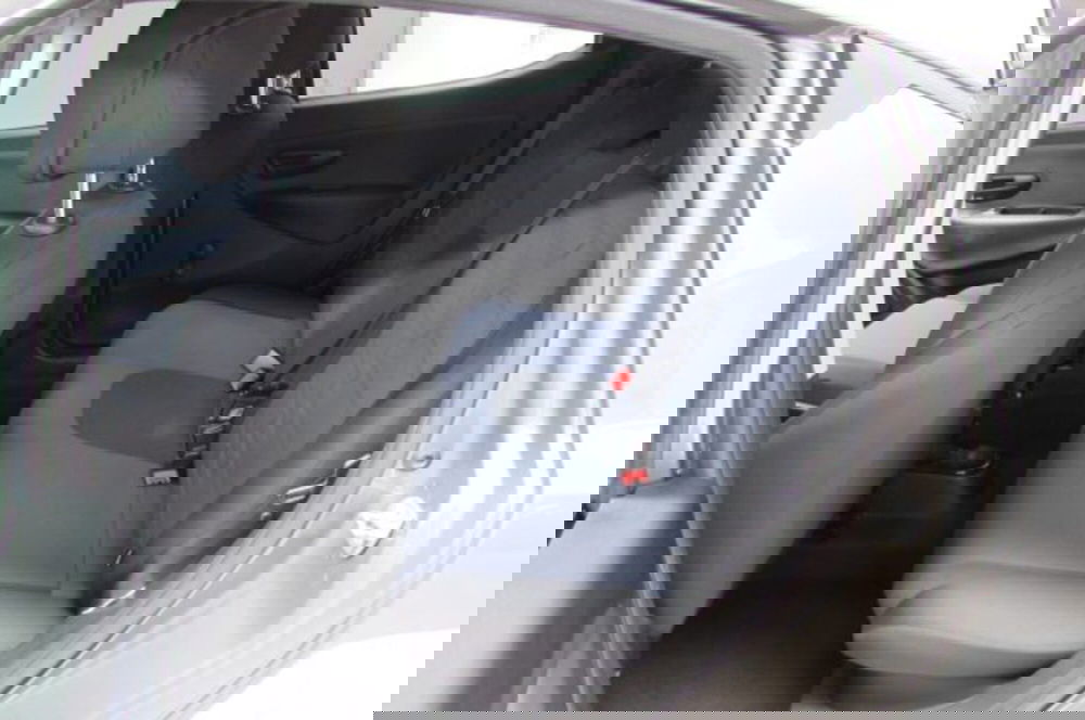 Lancia Ypsilon usata a Milano (13)