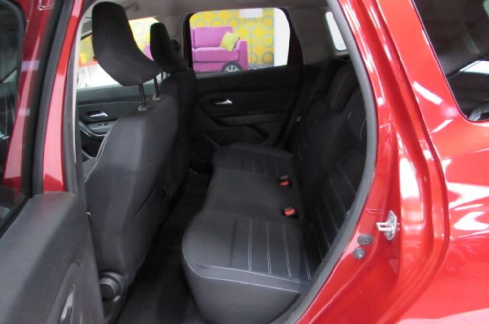 Dacia Duster usata a Milano (12)
