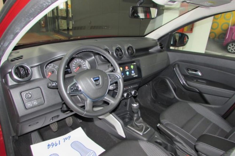 Dacia Duster usata a Milano (7)