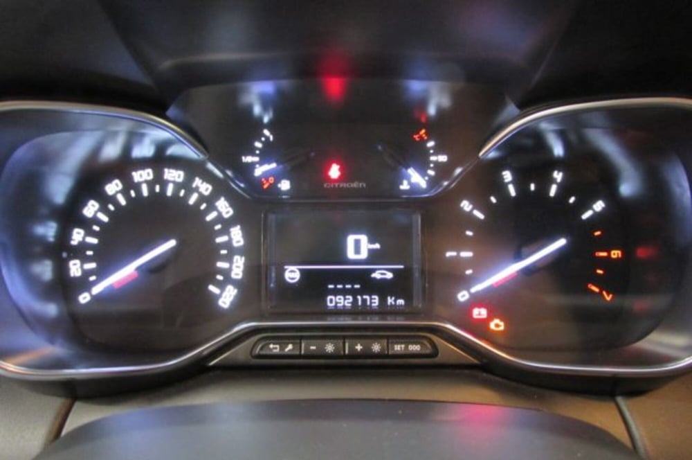 Citroen C3 Aircross usata a Milano (9)