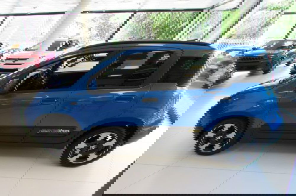 Fiat Panda nuova a Milano (4)