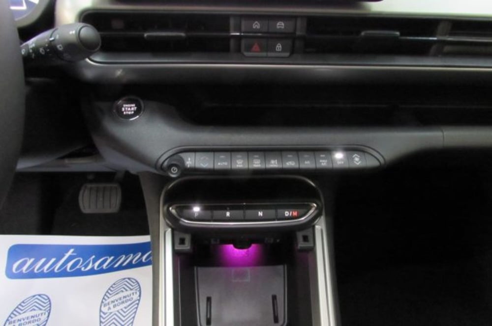 Jeep Avenger usata a Milano (10)