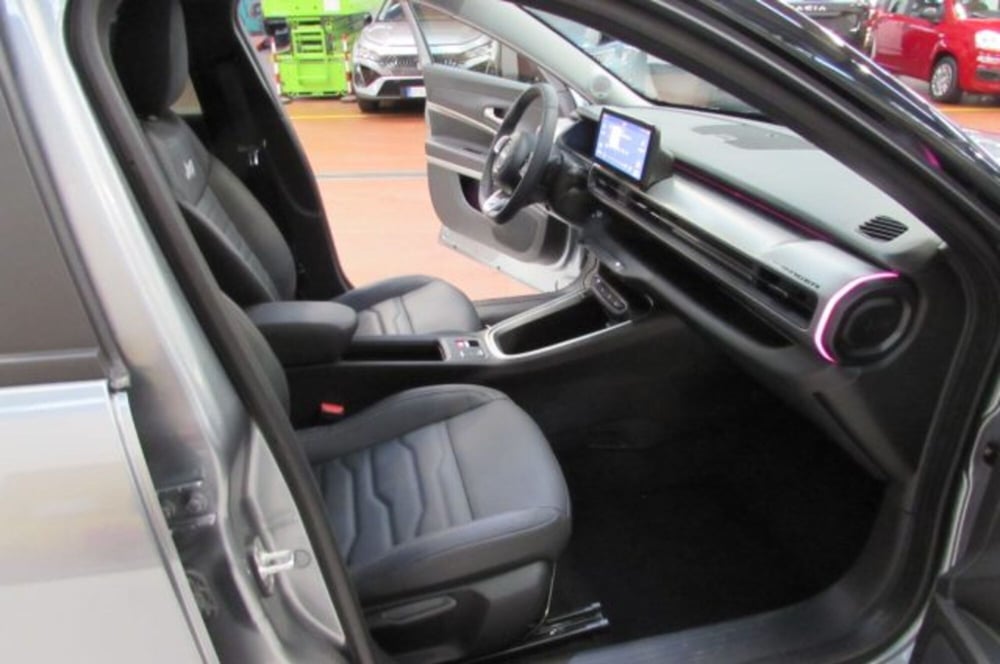 Jeep Avenger usata a Milano (18)