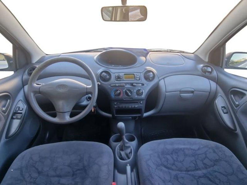 Toyota Yaris usata a Salerno (12)