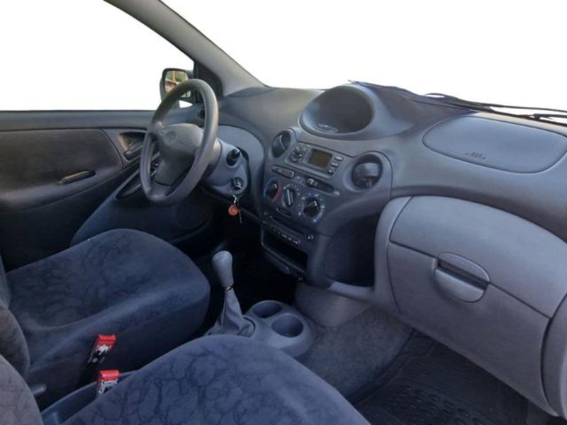 Toyota Yaris usata a Salerno (13)