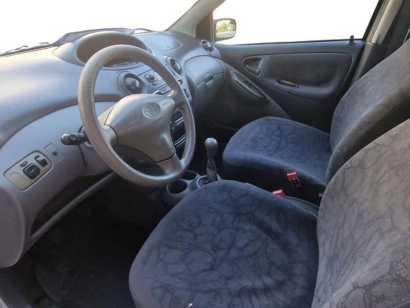 Toyota Yaris usata a Salerno (9)