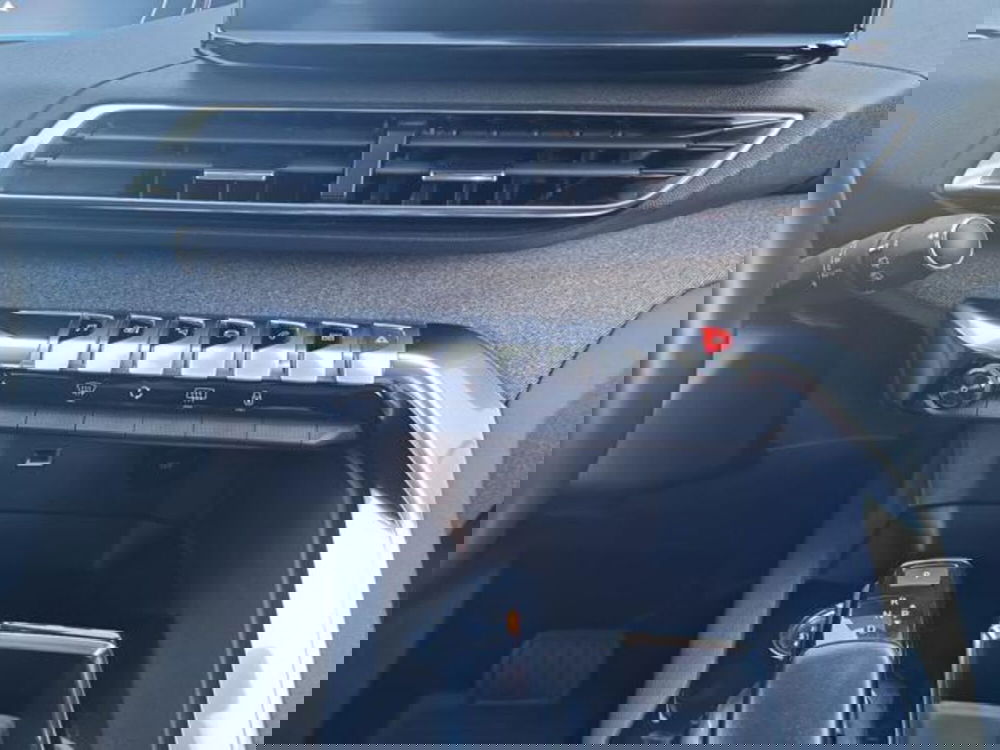 Peugeot 3008 usata a Salerno (18)