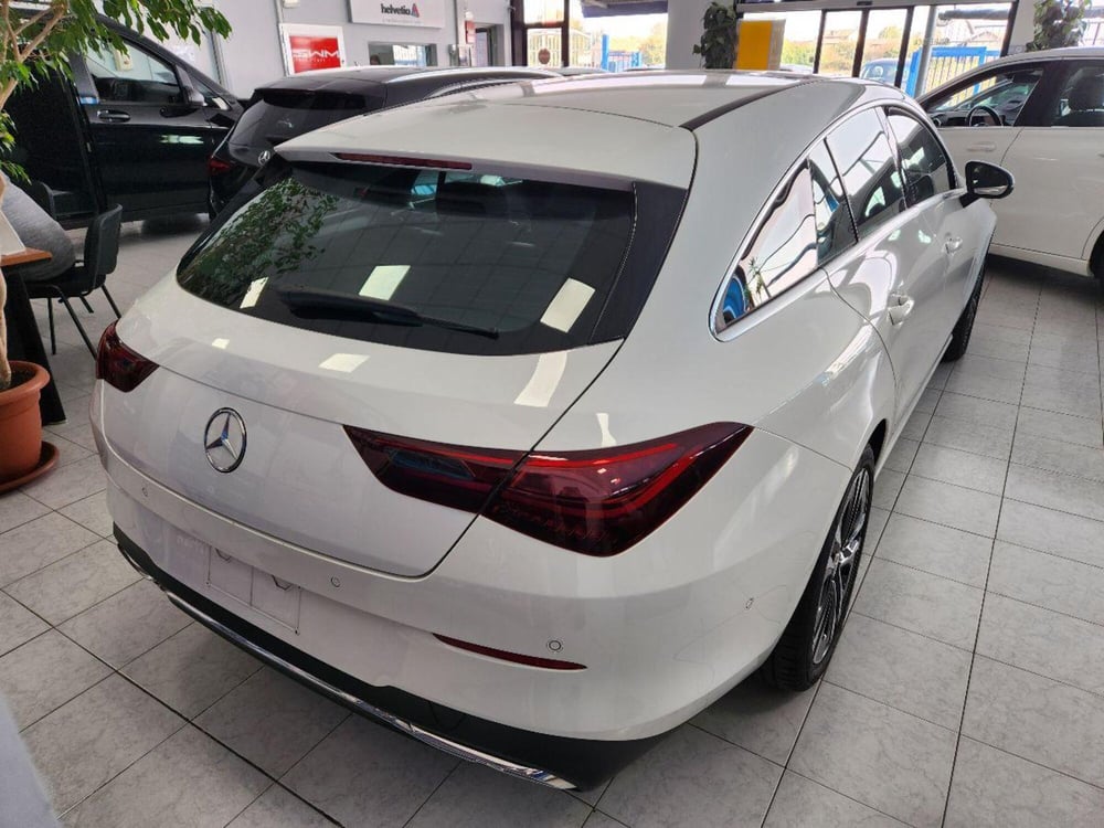 Mercedes-Benz CLA Shooting Brake usata a Milano (5)