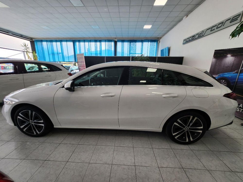 Mercedes-Benz CLA Shooting Brake usata a Milano (6)