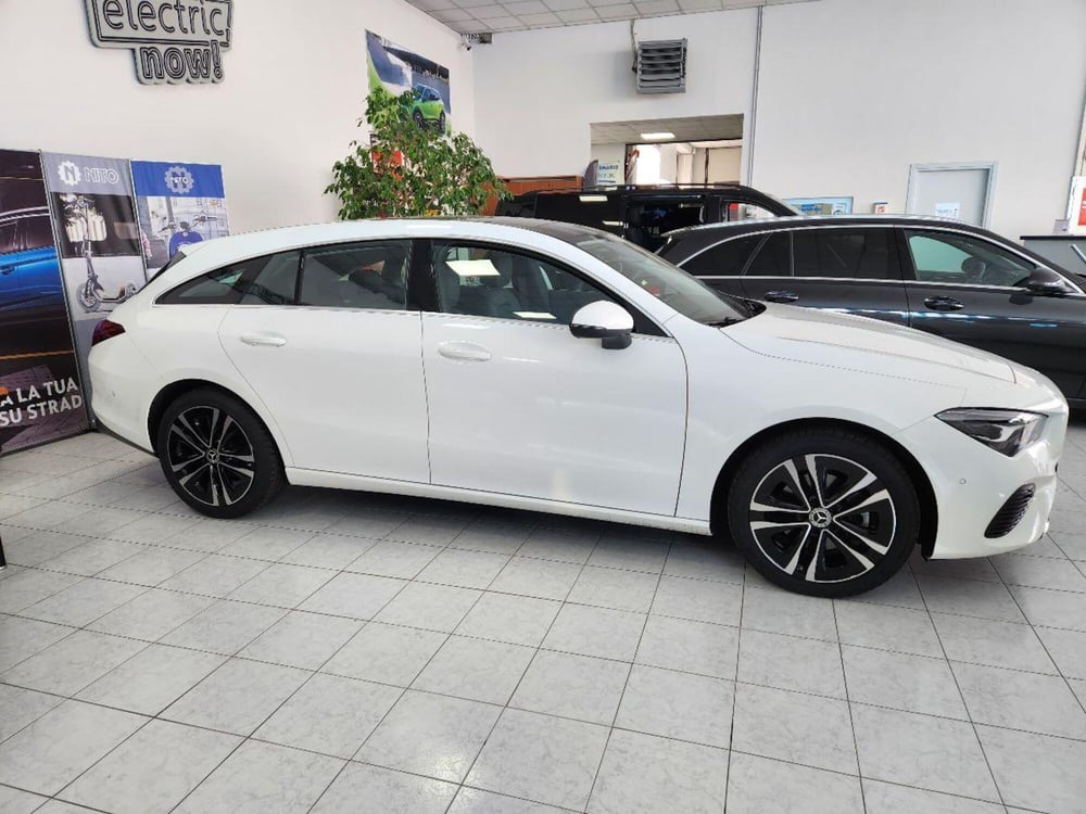 Mercedes-Benz CLA Shooting Brake usata a Milano (4)